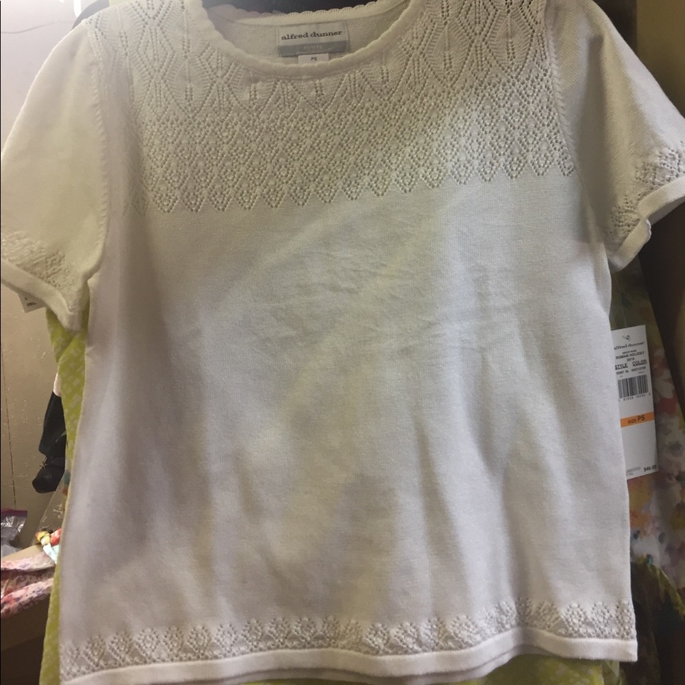 Alfred Dunner white top